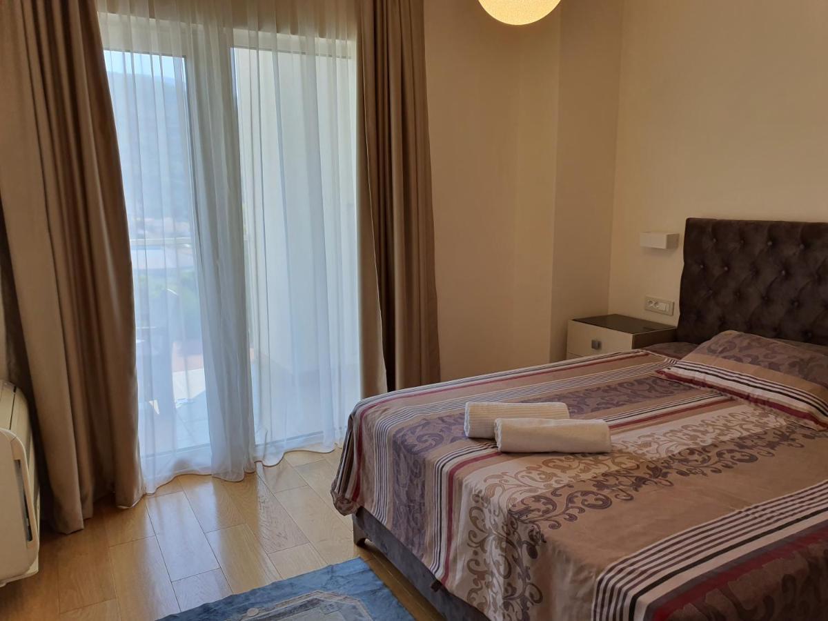 Appartement Apartman Lav Tre Canne à Budva Extérieur photo